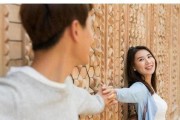 爱情里的卑微与挽回（卑微的爱情何以难以挽回，如何走出挽回的迷境？）