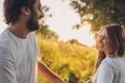 如何拯救婚姻——夫妻感情破裂后妻子的必修课（重建信任，重视沟通，重拾爱情，成功拯救婚姻）