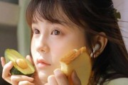 如何挽回双鱼座男友的爱情（从巨蟹座女生的角度出发，揭秘有效挽回策略）